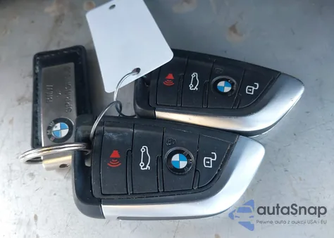 2024 BMW 330I xDrive из США, поврежденный, VIN 3MW89FF02R8E08891